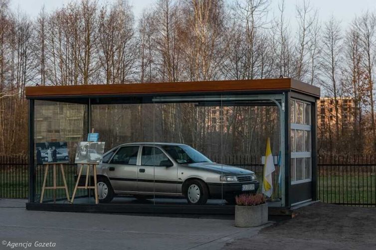 Pawilon ekspozycyjny 6x3 na samochód szklany garaż