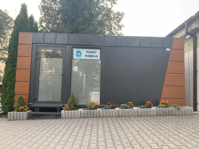 Pawilon z płyty kontener płyta warstwowa