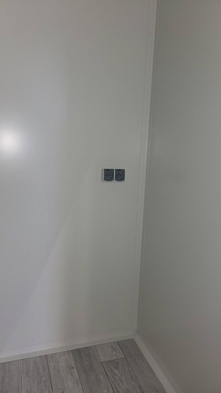 Ukryta elektryka w pawilonie